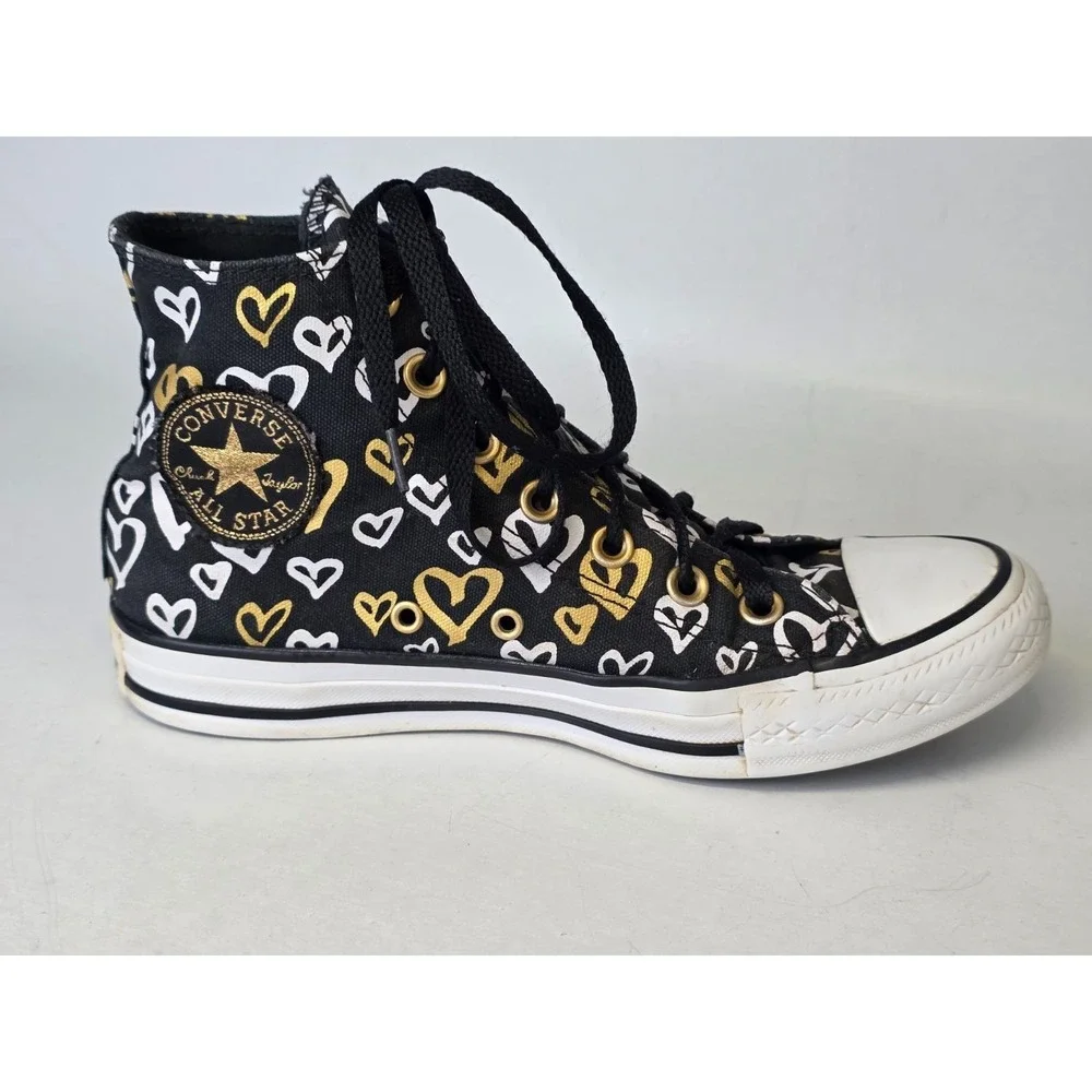 Converse All Star Chuck Taylor  Sneakers Women's Size 7 Black White Heart Shoes
